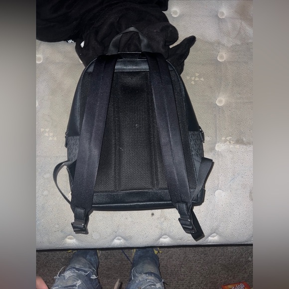 New Michael kors authentic backpack - Picture 5 of 7